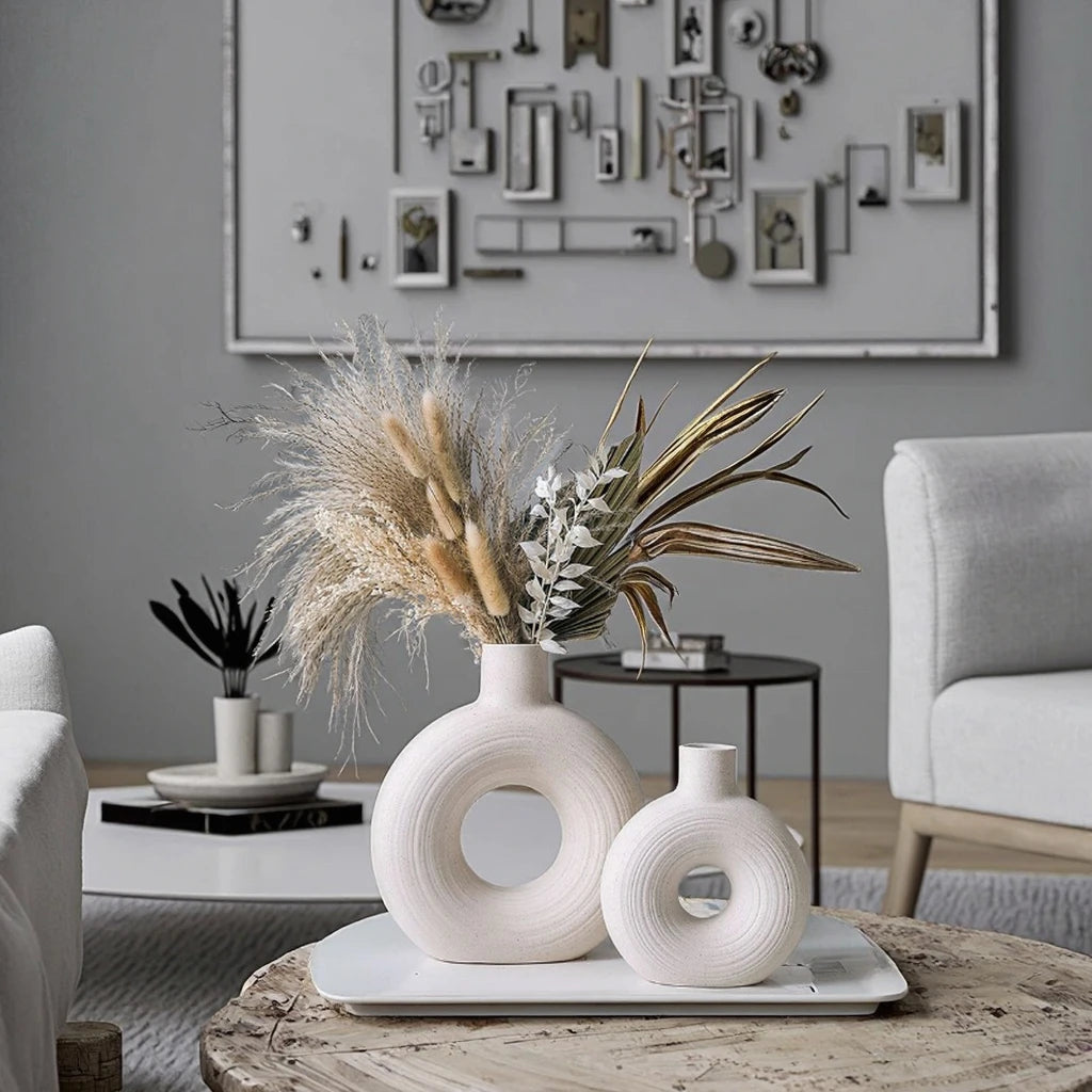 Stylish White Hollow Donut Vase for Home Decor.