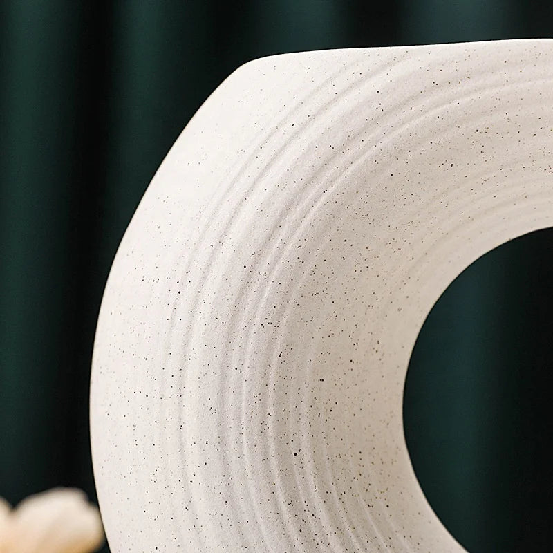 Stylish White Hollow Donut Vase for Home Decor.